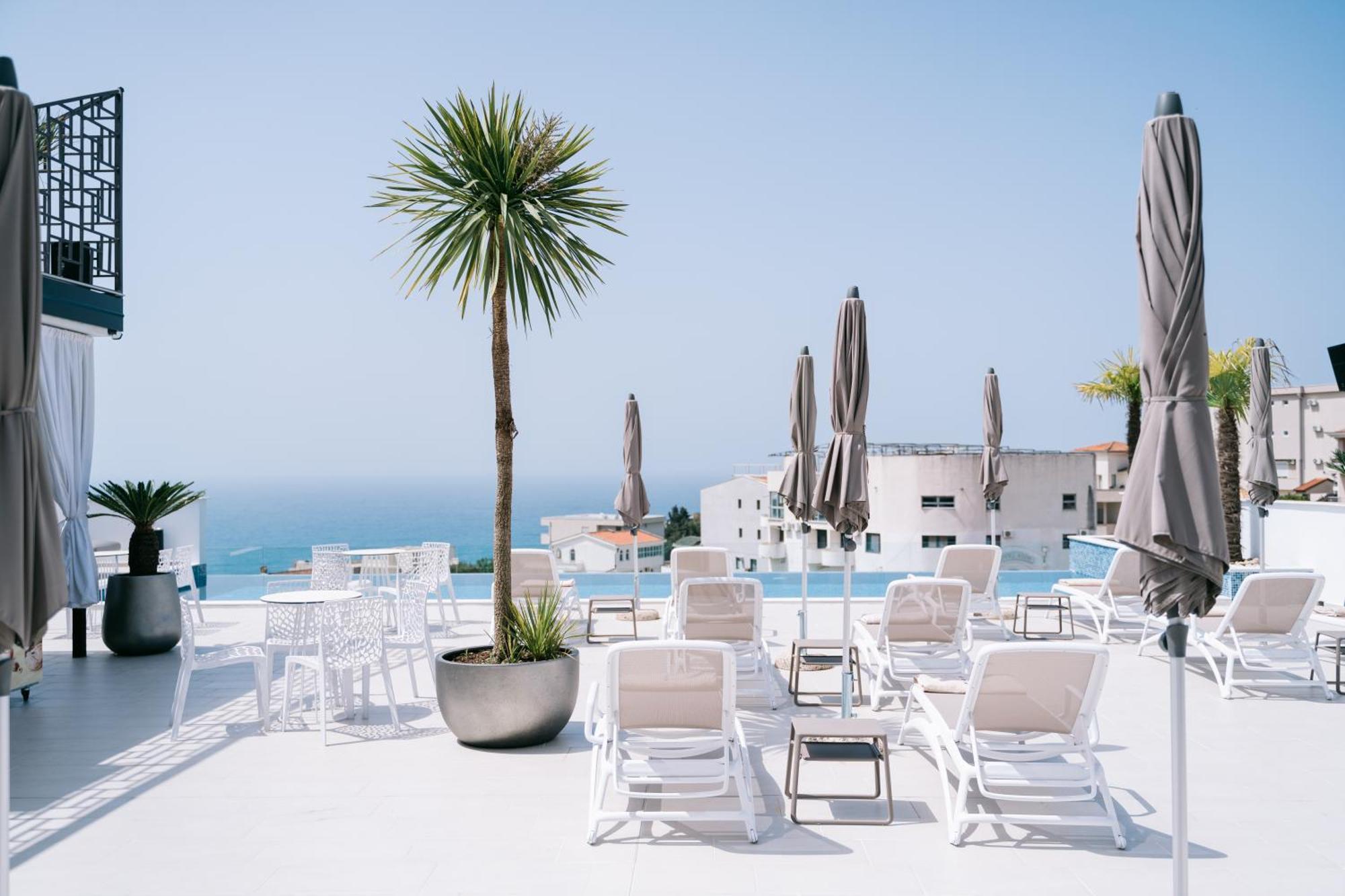 Deluxe Doppelzimmer mit Balkon und Meerblick